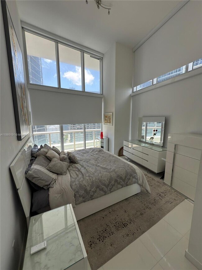 Photo - 475 Brickell Ave Unit 2813