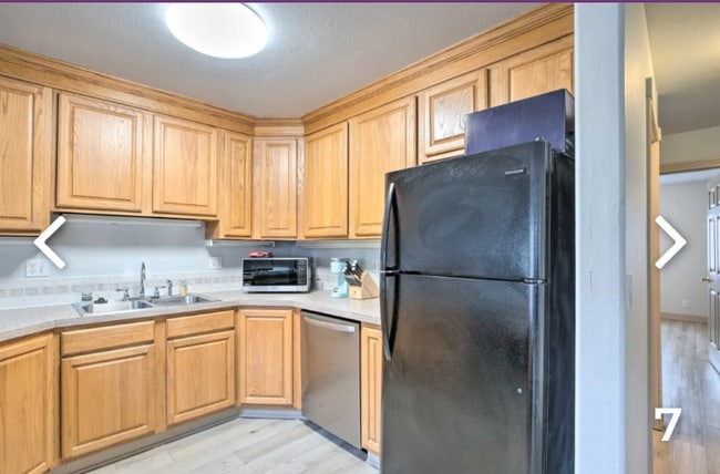 Photo - 3979 NE Johns Ave