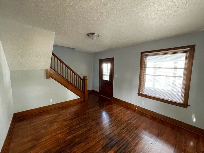 Photo - Two bedroom one bathroom home for rent