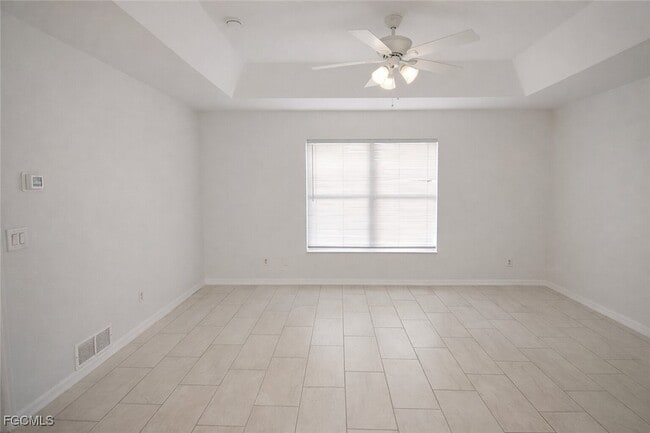 Photo - 2912 SE Santa Barbara Pl