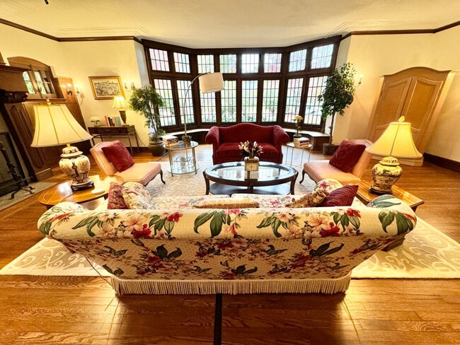 Photo - 3085 Fairmount Blvd Unidad ID1057685P