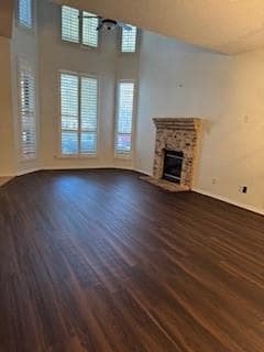 Photo - 1926 Twin Oaks Cir