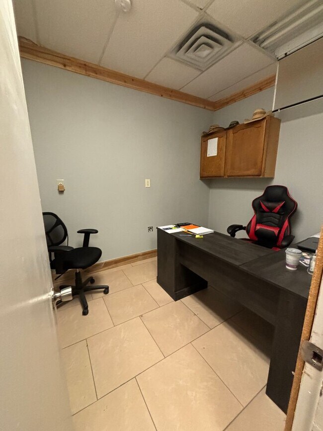 Photo - Affordable, Unique 3 bedroom