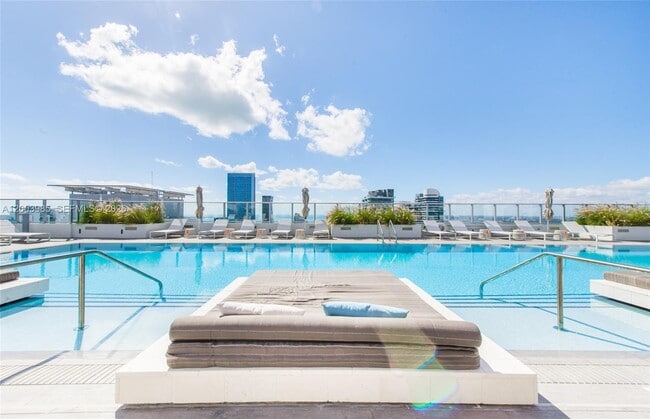 Photo - 1010 Brickell Ave Unit 3207