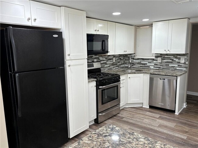 Photo - 2187 Palmyra Dr
