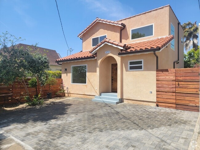 Building Photo - 5717 Airdrome St Rental