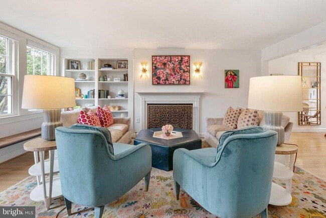 Building Photo - 822 S Royal St