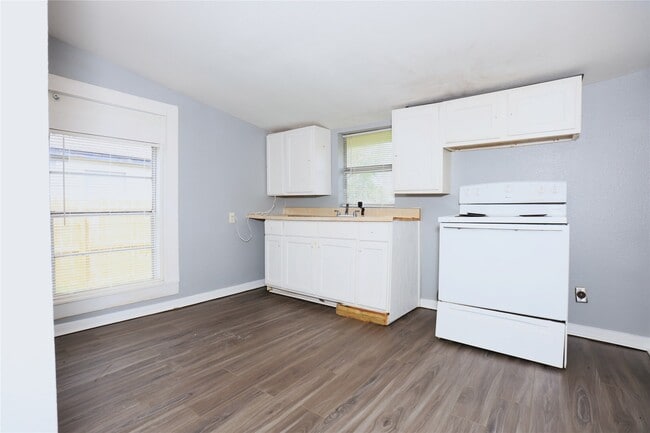 Photo - 107 Prewitt Ln