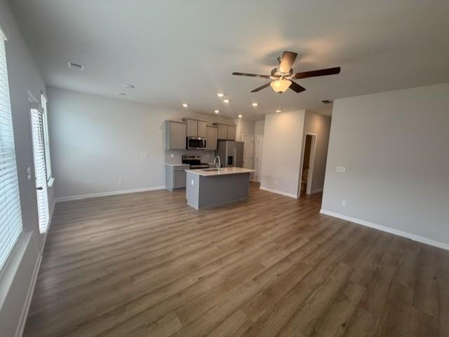 Photo - 348 Navigator Ln