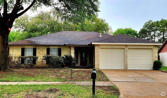 Building Photo - 10406 Huntington Dale Dr Rental