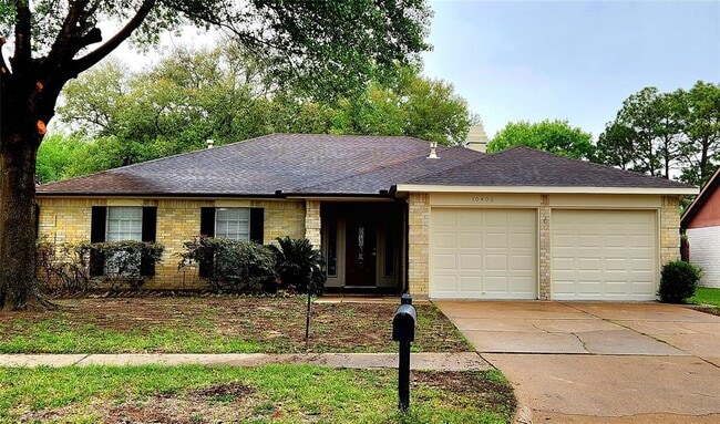Photo - 10406 Huntington Dale Dr House