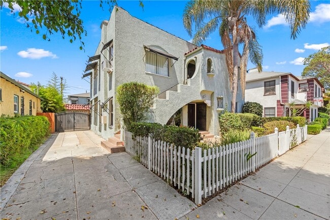 Photo - 2109 Chestnut Ave