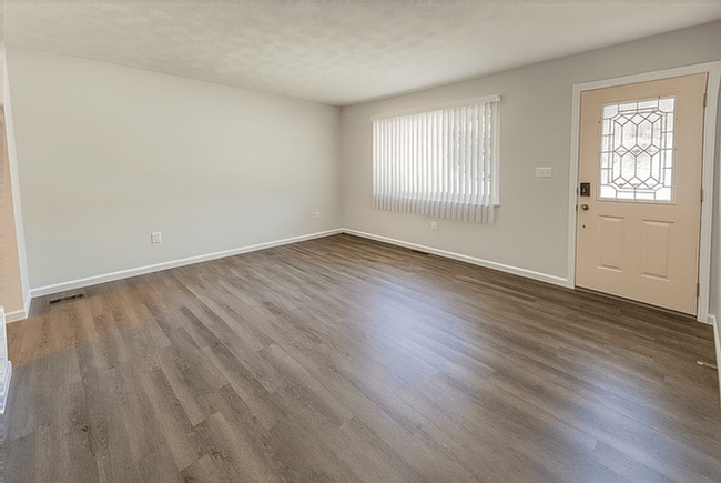 Building Photo - 407 Sheets St Rental