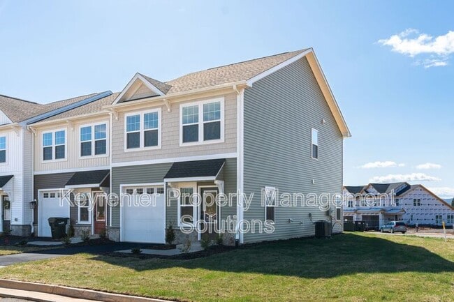 Photo - 337 Ridgeline Dr