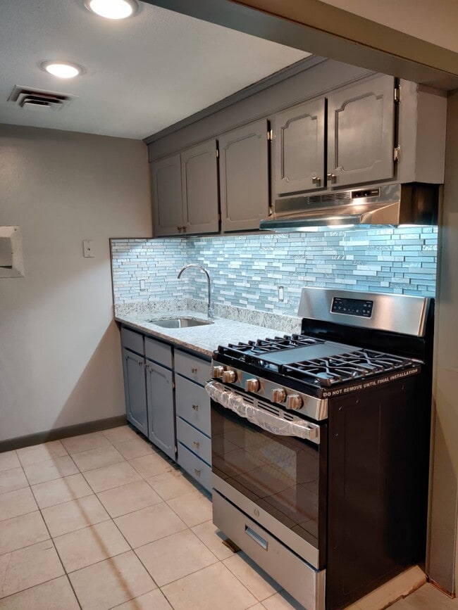 Photo - Wedgewood Apartments