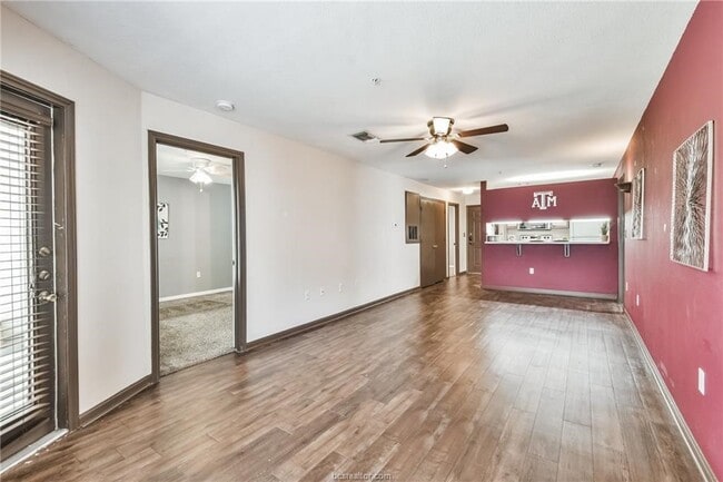 Photo - 529 Southwest Pkwy Unit 203