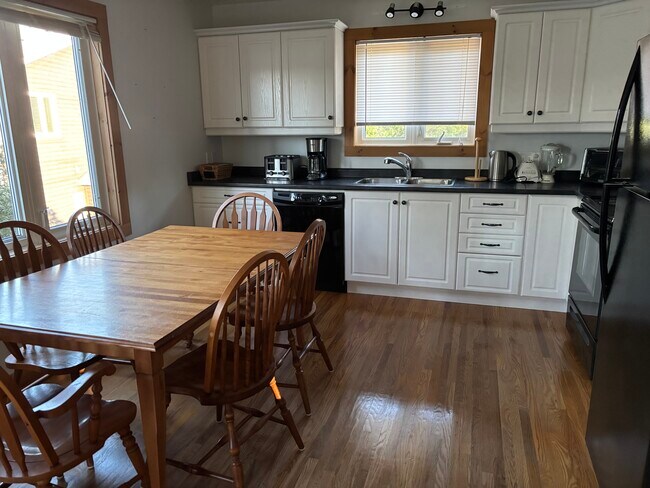 Kitchen - 5 Felsbourg Ln Unit Apartment