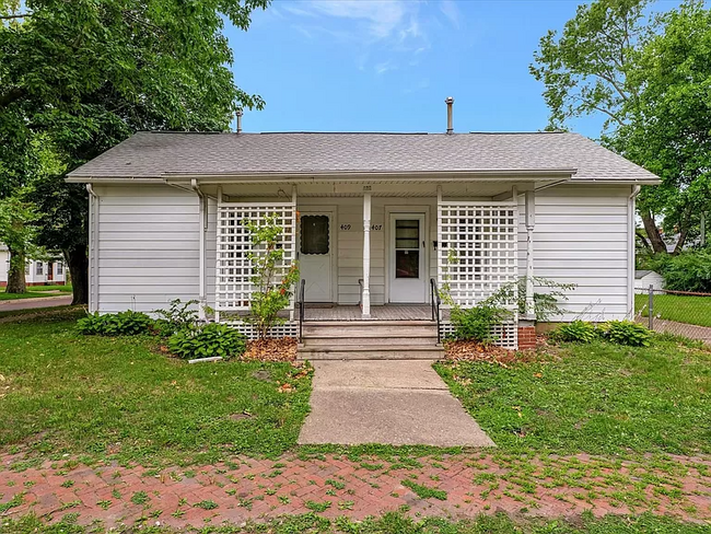 Building Photo - 409 S Anderson St Rental