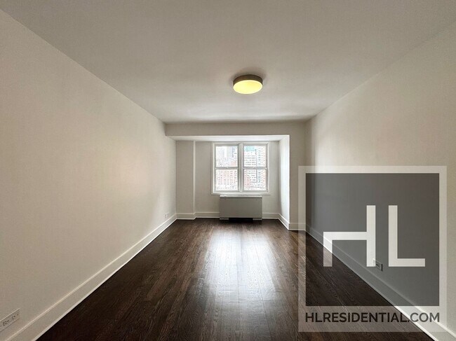 Photo - EAST 63 STREET Unidad 12C