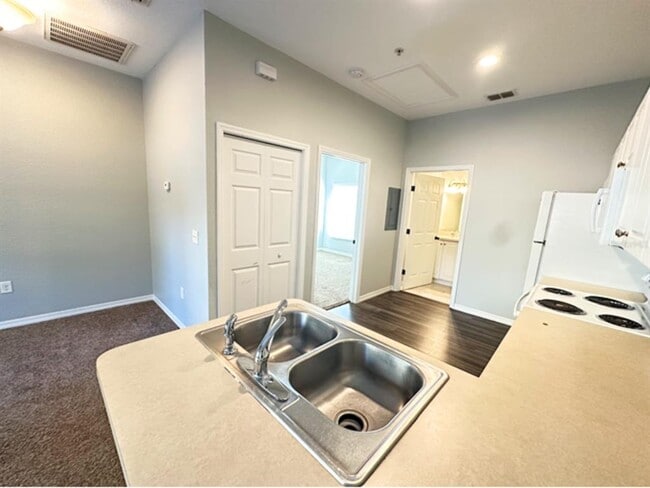 Photo - 3601 Cypress Gardens Rd Unit 13