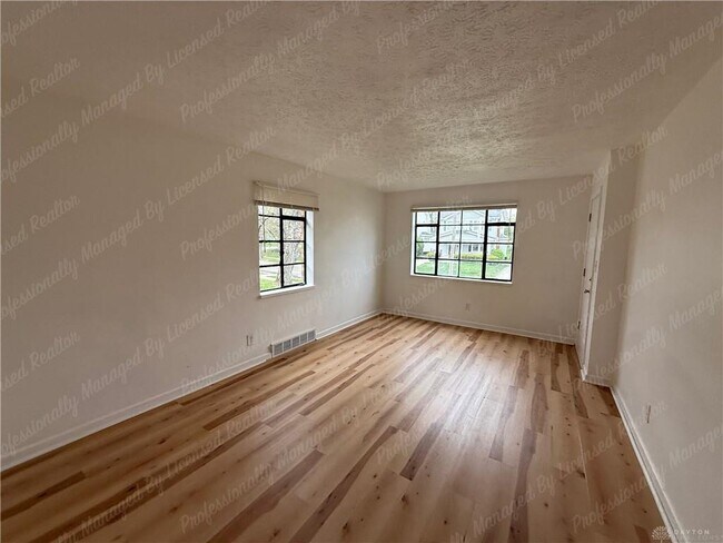 212 E Bruce Ave Unit 2