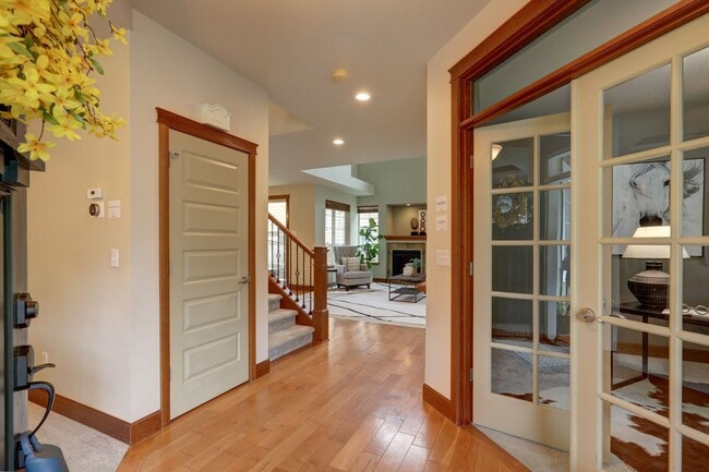 Photo - Modern Comfort Meets Convenience in Inglemoor Court 4 Bedroom Home