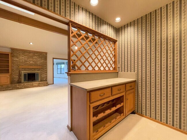 Photo - Available Now- $500 Off First Full Months ...