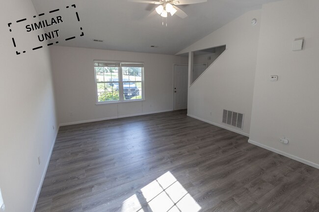 Photo - 3322 E St Charles Rd