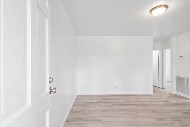 Photo - 1953 Batts Ln