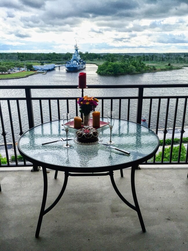 Photo - 106 N Water St