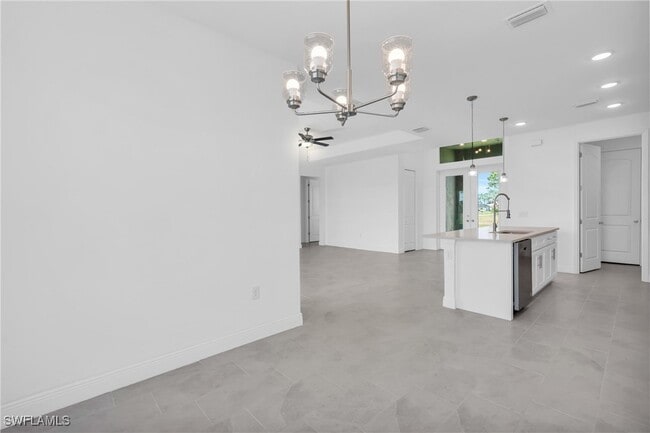 Photo - 1539 NE 36th Ln