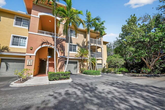 Photo - 6511 Emerald Dunes Dr Unit 304