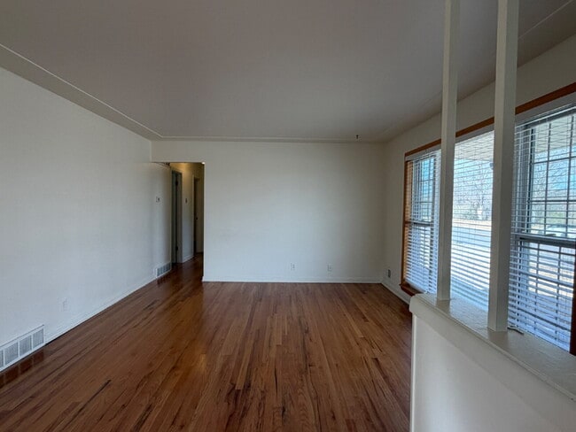 Photo - Beautiful 3-Bedroom Home in Northglenn – All Utilities Included! Unidad A