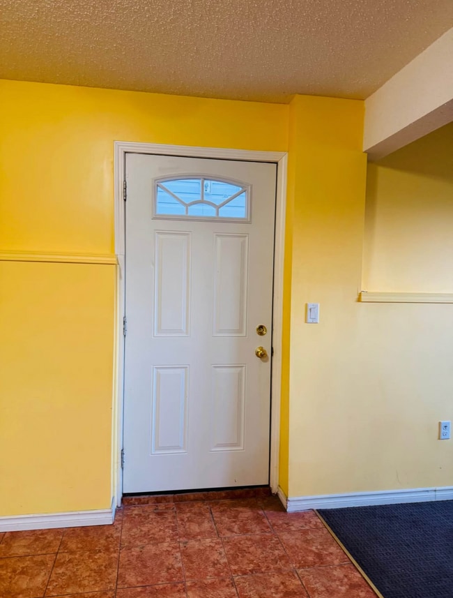 Photo - 364 Martindale Dr NE