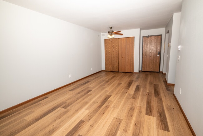 Photo - Parkwood Glen