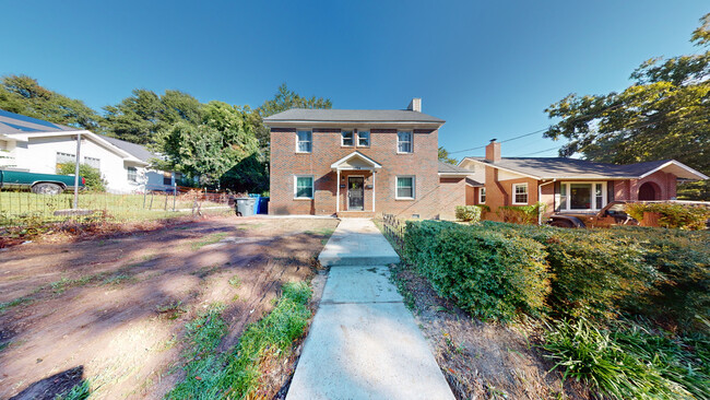 Unit A Left side - 1004 Belmont Ave Townhome