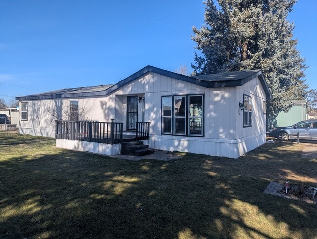Building Photo - Renovated 3-Bedroom, 2-Bedroom Manufactured Home with a Spacious Yard in Hayden