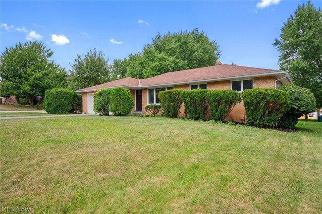 333 E Ridgewood Dr