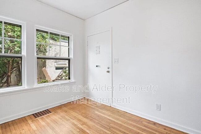 Photo - 3622 SE Harrison St