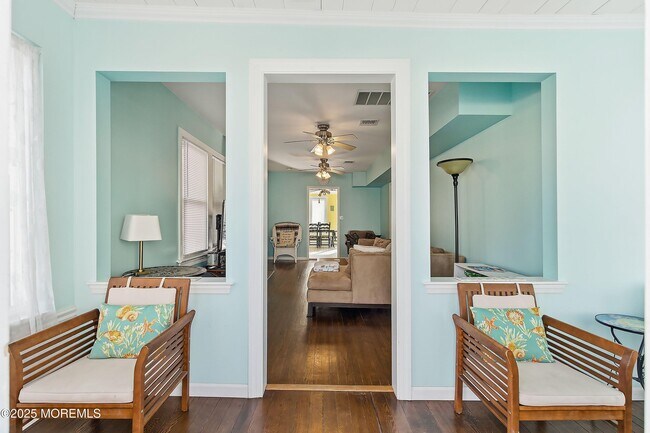 Photo - 34 Waterview Way