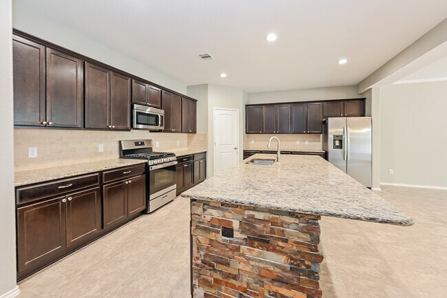 Photo - 111 Meadow Mill Dr