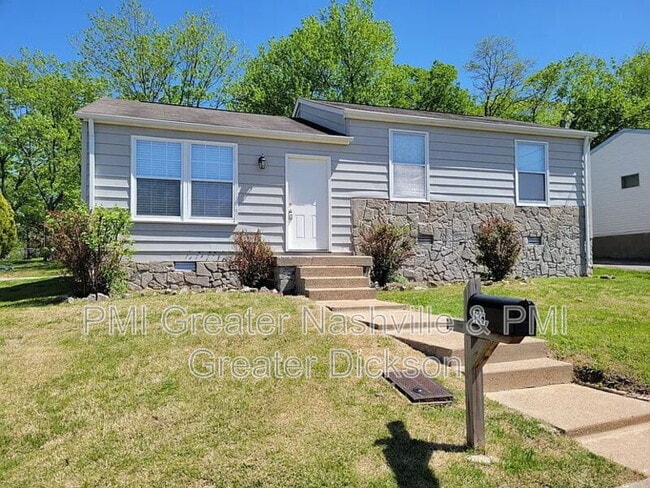 Photo - 135 Brenda Ln