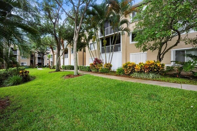 Building Photo - 272 Village Blvd Unit 7308 Rental