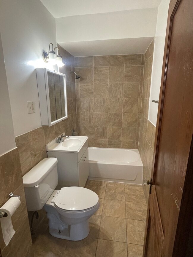 Photo - 4829 S Tripp Ave Unit 1R