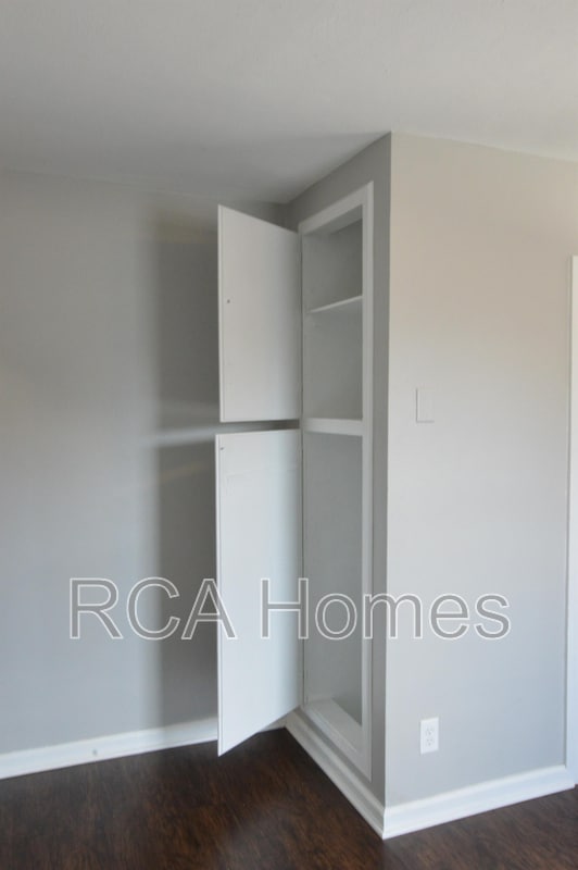 Photo - 528 1/2 E Raymond St.