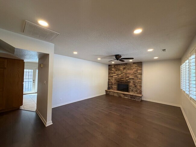 Photo - SPACIOUS PROPERTY AVAILABLE FOR RENT