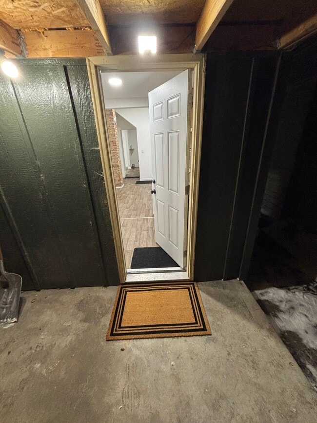 Photo - 2529 Brooklyn Ave