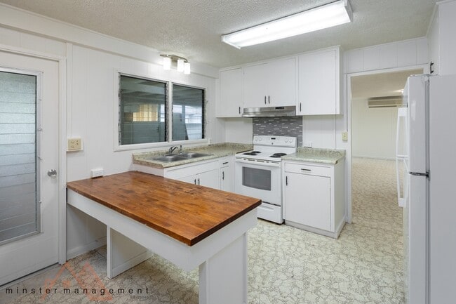 Photo - 1428 Ala Iolani St