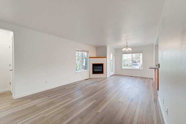 Photo - 3 Bed 2 Bath Unit Available in Bozeman! Unit D