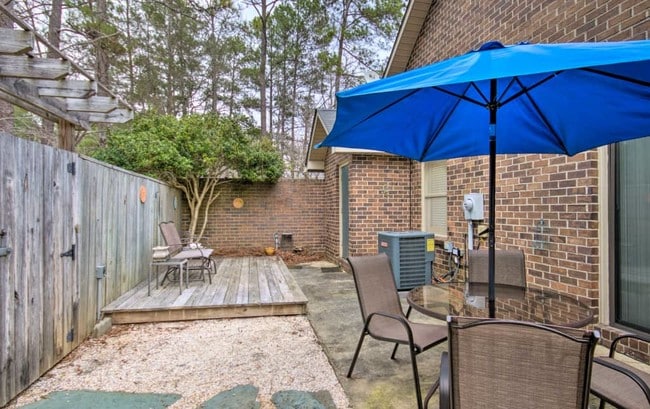 Photo - 210 Woodhaven Ct Unit 210